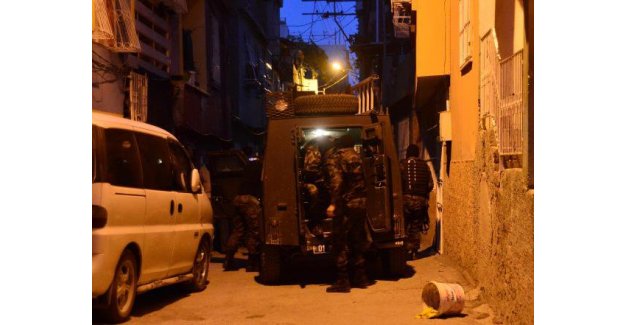 Adana'da bomba operasyonu: 20 gözaltı