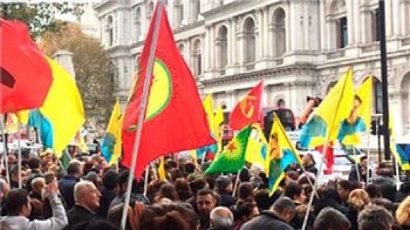 Londra'da PKK'lıları susturan 2 Türk