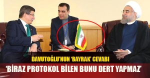 Davutoğlu 'bayrak' eleştirilerine yanıt verdi!