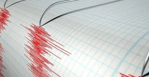 Antalya'da 3.8 büyüklüğündeki deprem korkuttu!