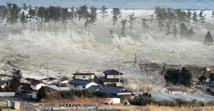 Endonezya'da deprem paniği! 6,3 büyüklüğündeki deprem tsunami korkusu yarattı!
