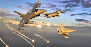 Türk Jetleri PKK Kamplarını Bombalıyor