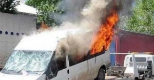 HDP minibüsünü yaktı,  24 yıl hapsi istendi!