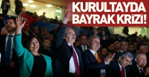 CHP kurultayında bayrak krizi yaşandı! İşte Kılıçdaroğlu'nun açıklamaları!