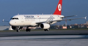 Rus yolcular THY uçağından atıldı